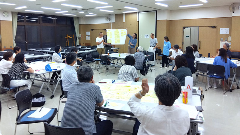 第1回作戦会議会場風景＿発表
